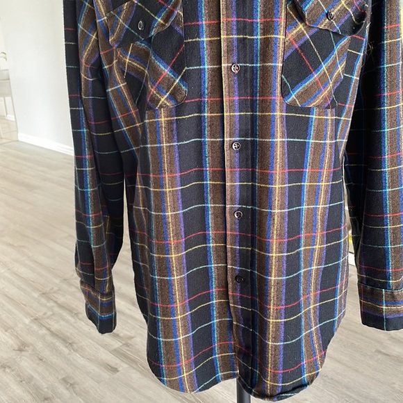 Ozark Trail Flannel Shirt Men’s Size Medium Plaid Button Up Long Sleeve - Picture 4 of 8